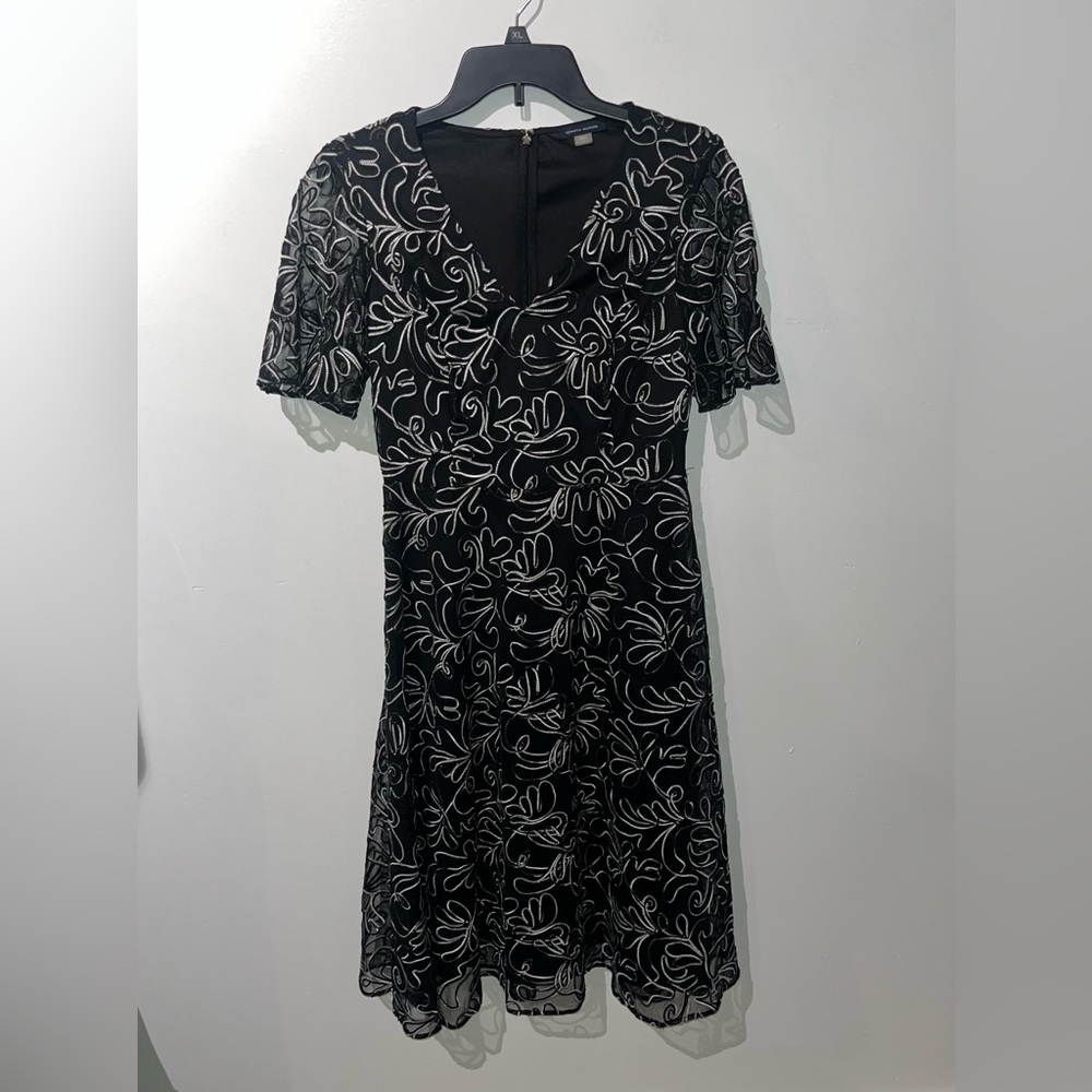 Tommy Hilfiger Women’s Size 4 Black and Silver Mini Dress size 4